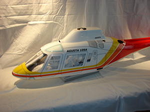Agusta A109 für 60/90er Heli gelb 
